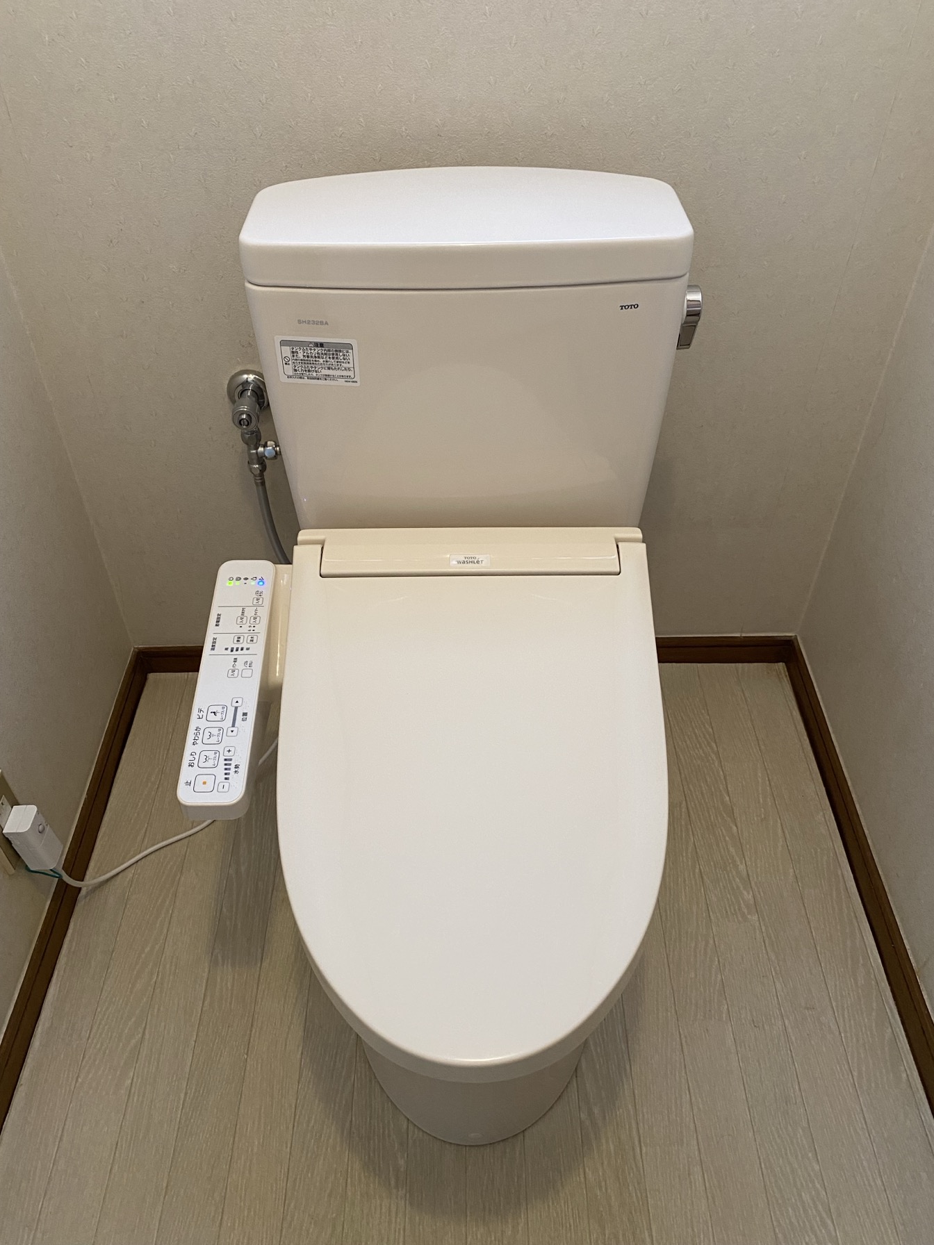 日高市新堀　トイレリフォーム　17万5千円（工事費込・税込）