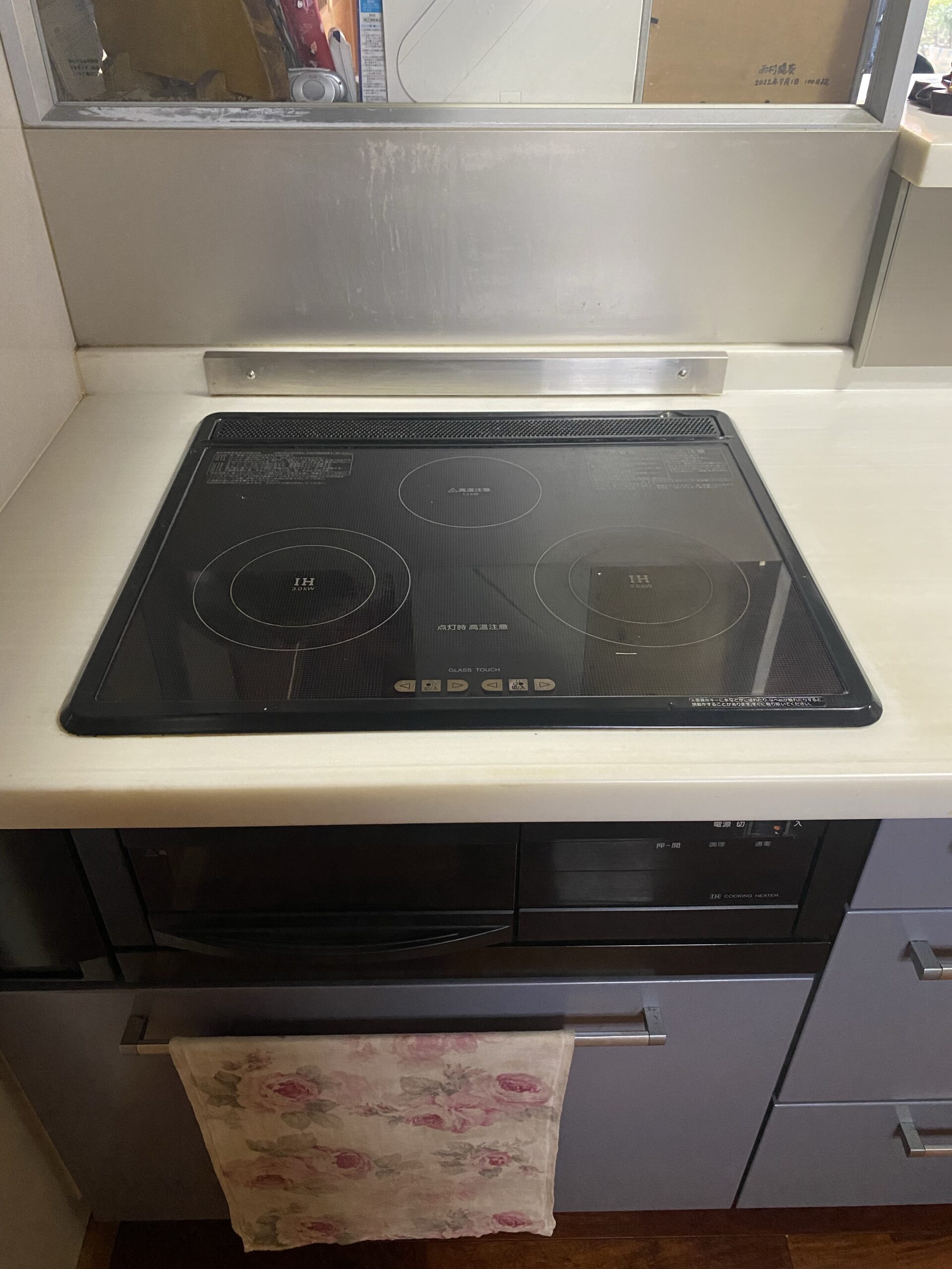 日高市新堀新田　IHクッキングヒーター交換　26万1千円（工事費込・税込）