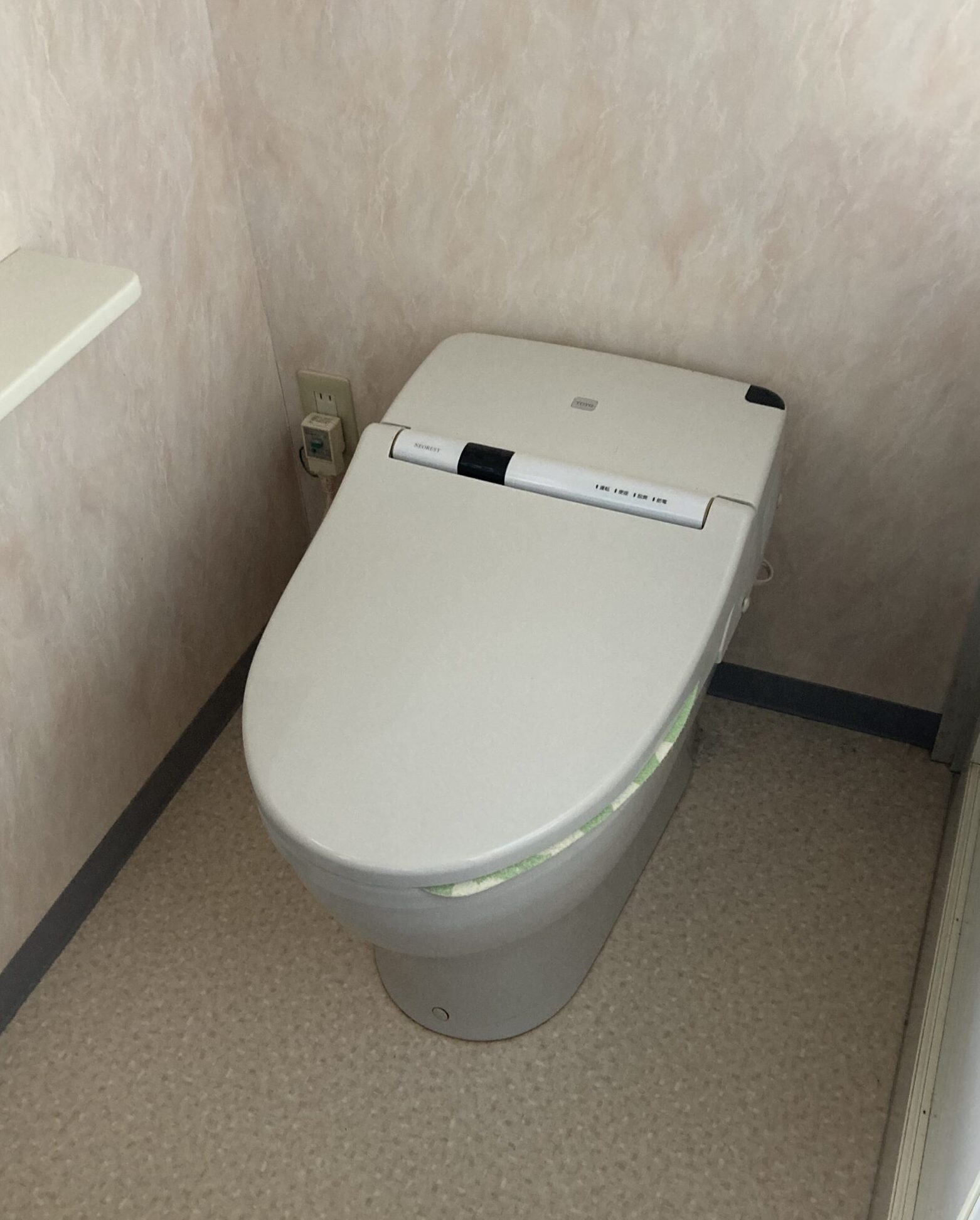日高市原宿　トイレリフォーム　26万2千円（工事費込・税込）