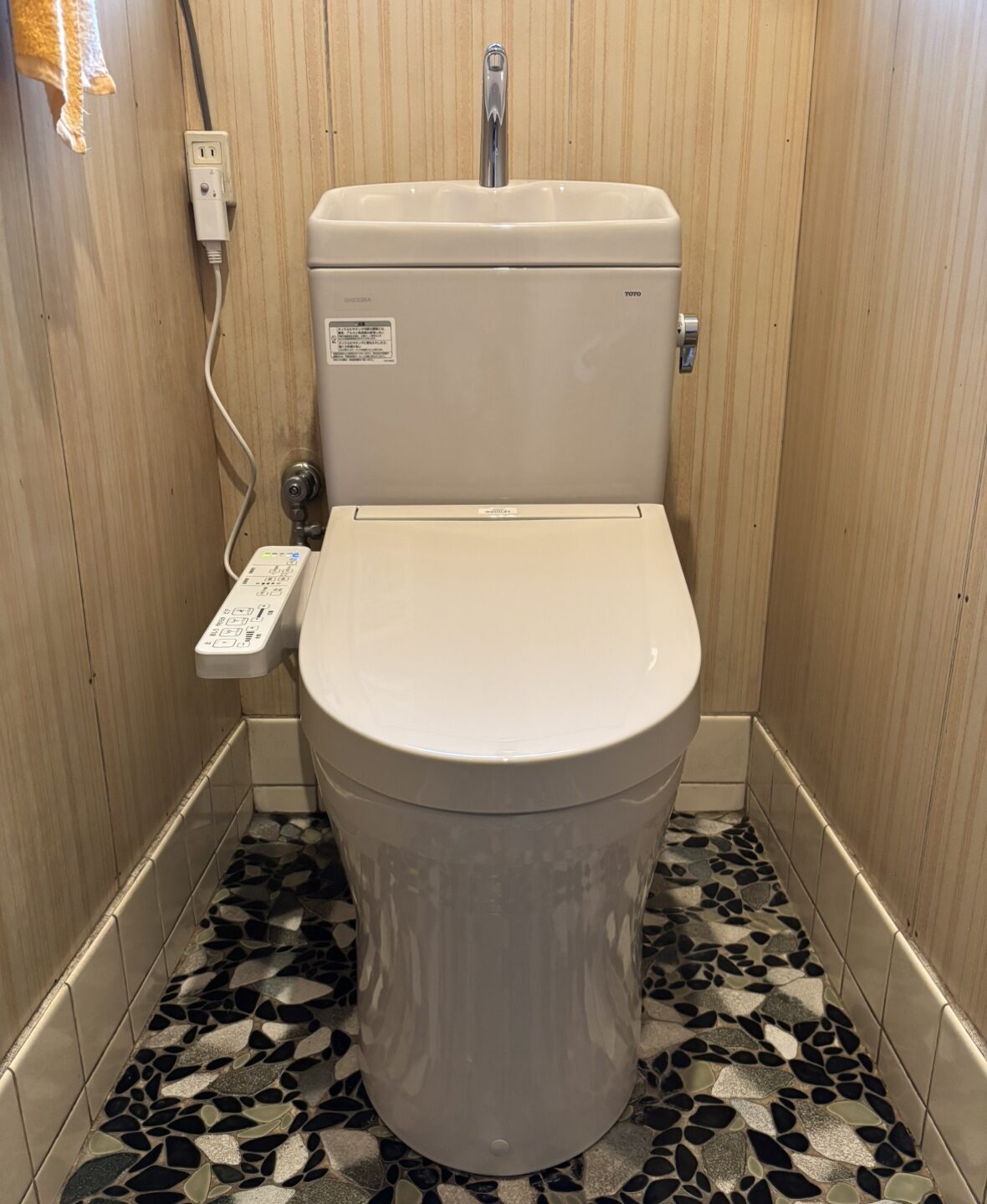 日高市女影 トイレリフォーム 19万8千円(工事費込・税込)