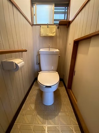 日高市高萩　トイレリフォーム　21万6千円（工事費込・税込）