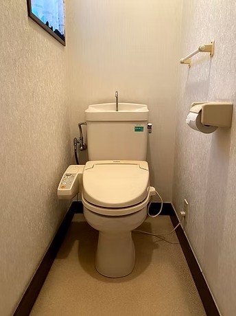 日高市原宿　トイレリフォーム　20万1千円（工事費込・税込）