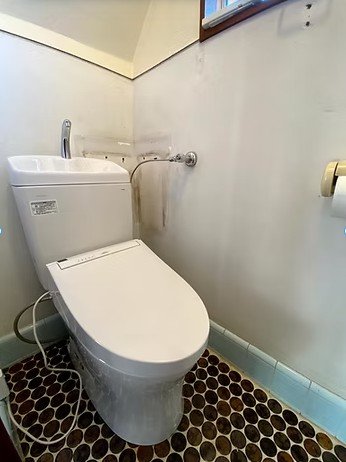 日高市原宿　トイレリフォーム　20万円（工事費込・税込）