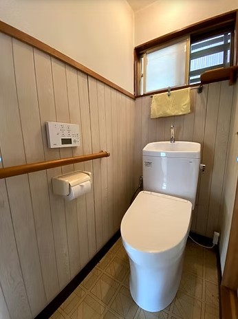 日高市高萩　トイレリフォーム　21万6千円（工事費込・税込）
