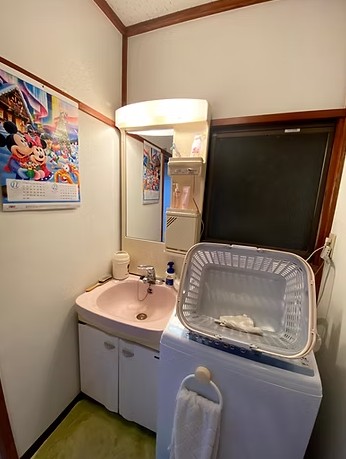 新　日高市高萩　洗面化粧台交換　8万8千円（工事費込・税込）