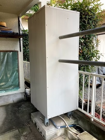 日高市下鹿山　給湯器交換　29万8千円（工事費込・税込）