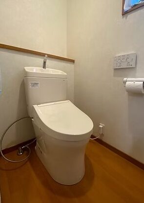 日高市四本木 トイレリフォーム 17万3千円(工事費込・税込)