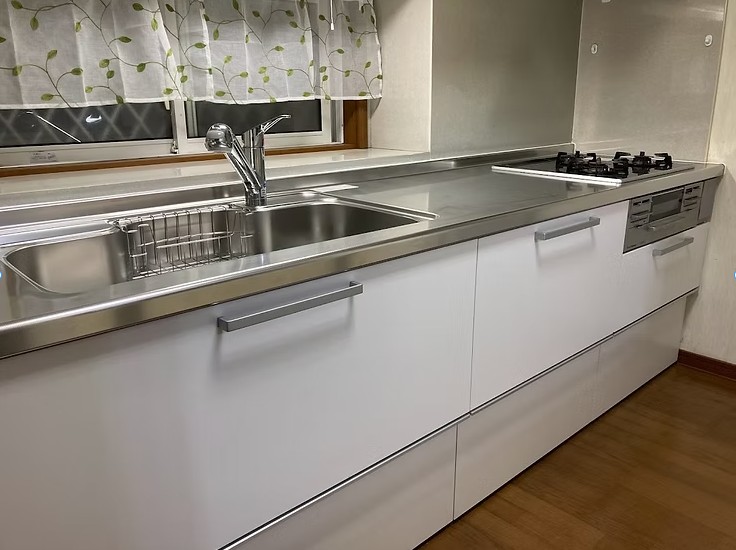 入間市高倉　キッチンリフォーム　44万7千円（工事費込・税込）