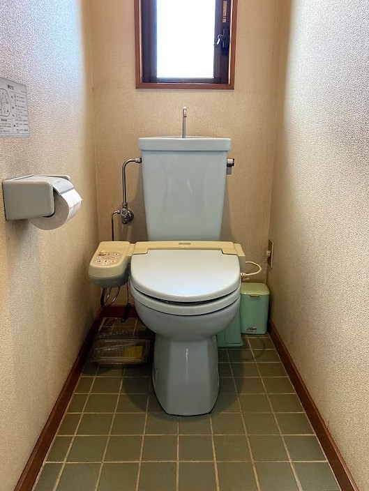 日高市高萩　トイレリフォーム　19万9千円（工事費込・税込）