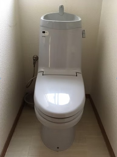 日高市原宿　トイレリフォーム　10万円（工事費込・税込）