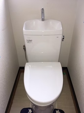 日高市原宿　トイレリフォーム　10万円（工事費込・税込）