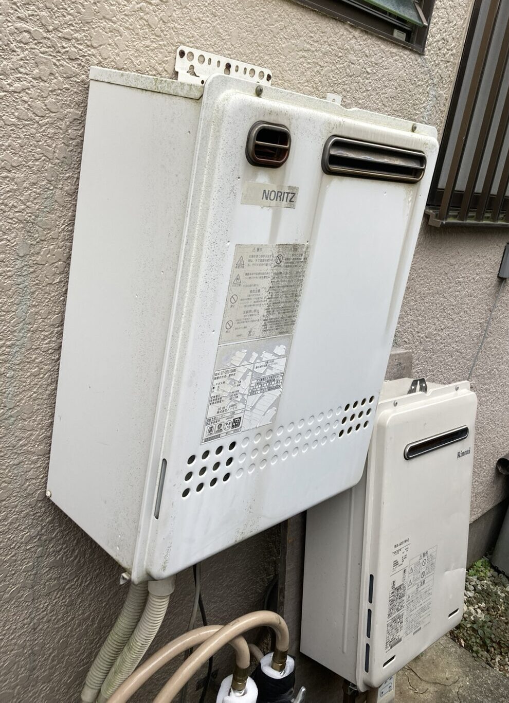 日高市高麗川　給湯器交換　22万6千円（工事費込・税込）