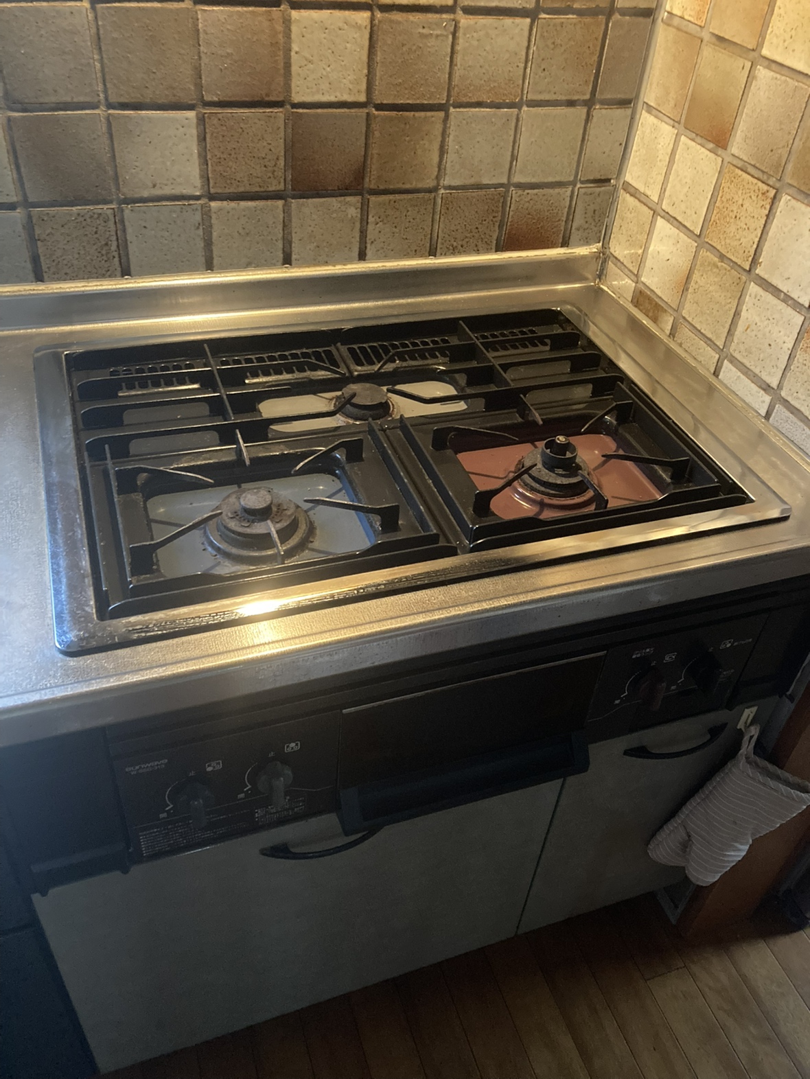 日高市高萩　ビルトインコンロ交換　18万8千円（工事費込・税込）