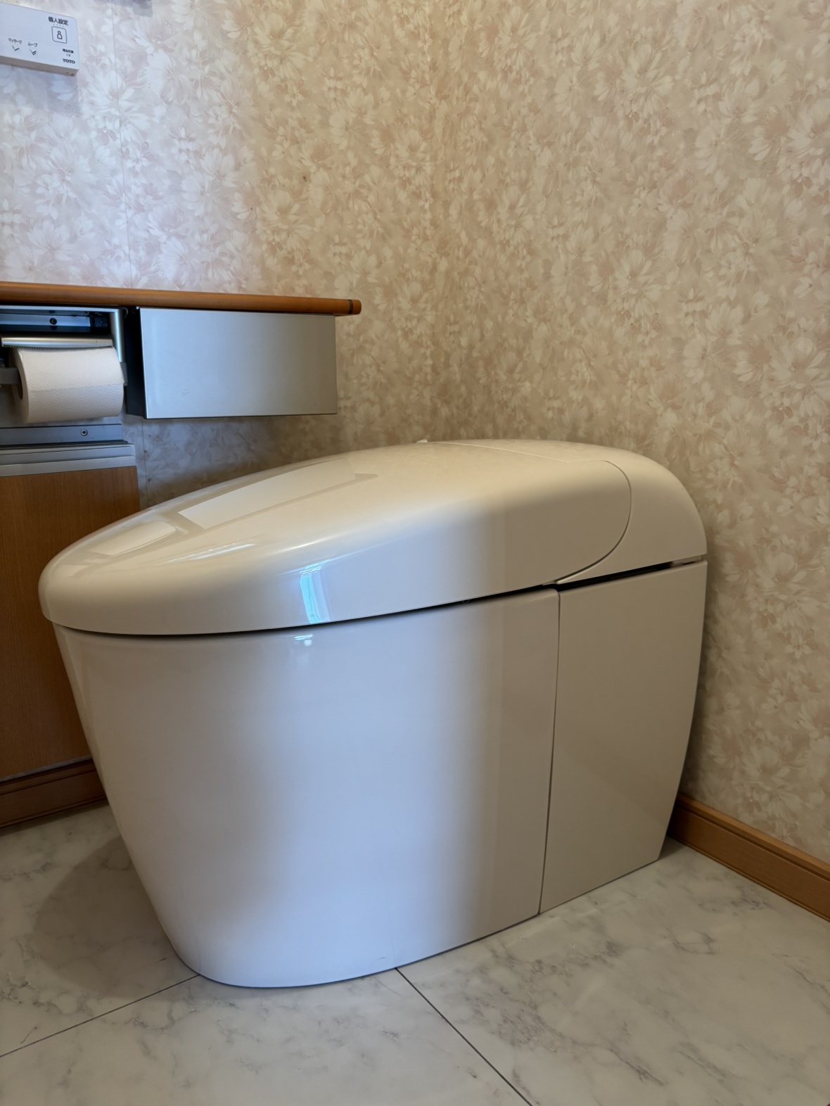 新　飯能市双柳　トイレリフォーム　30万5千円（工事費込・税込）