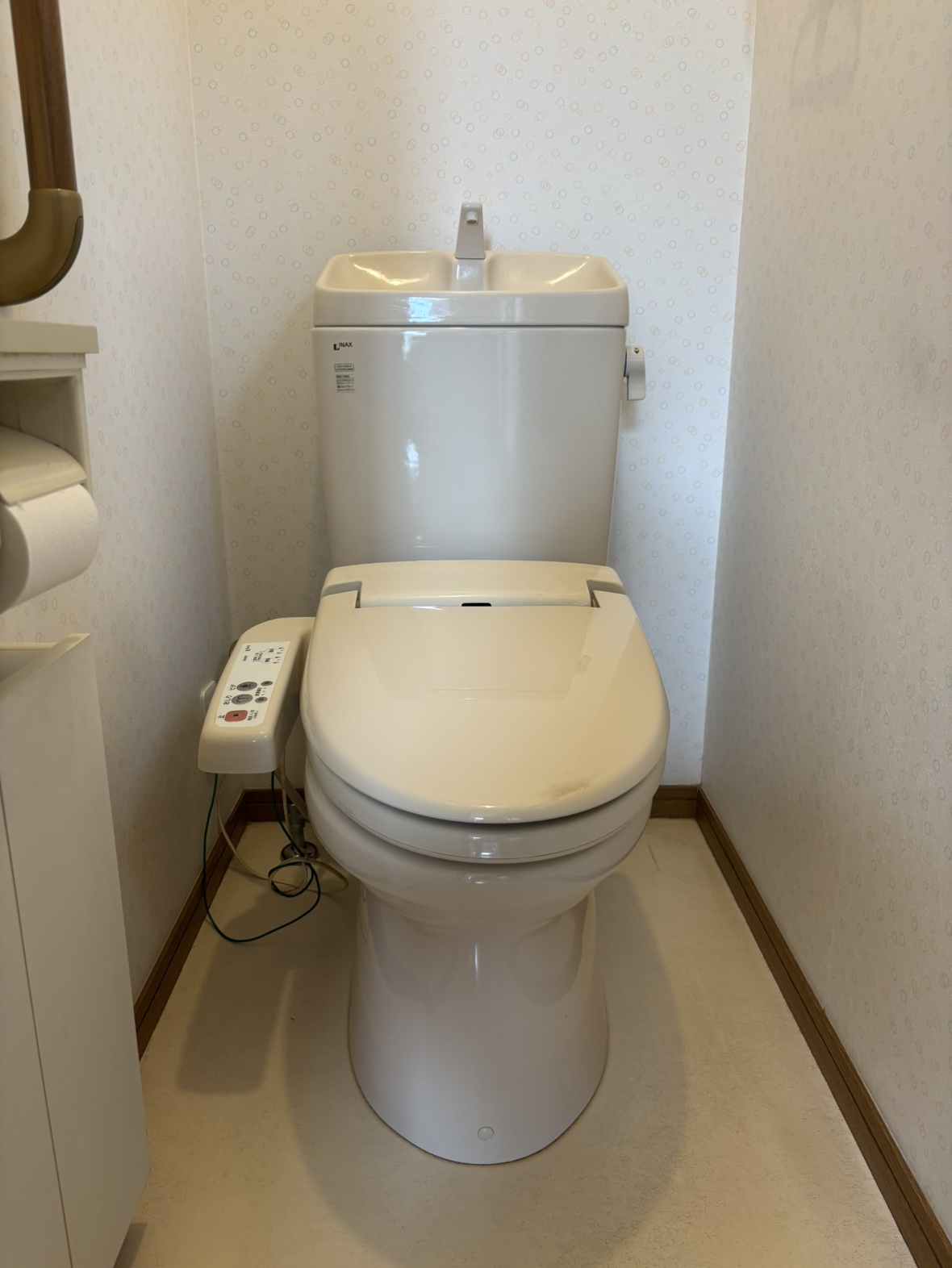 新　飯能市双柳　トイレリフォーム　18万2千円（工事費込・税込）