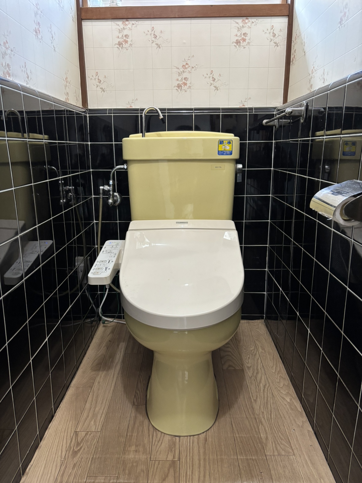 日高市原宿　トイレリフォーム　14万7千円（工事費込・税込）