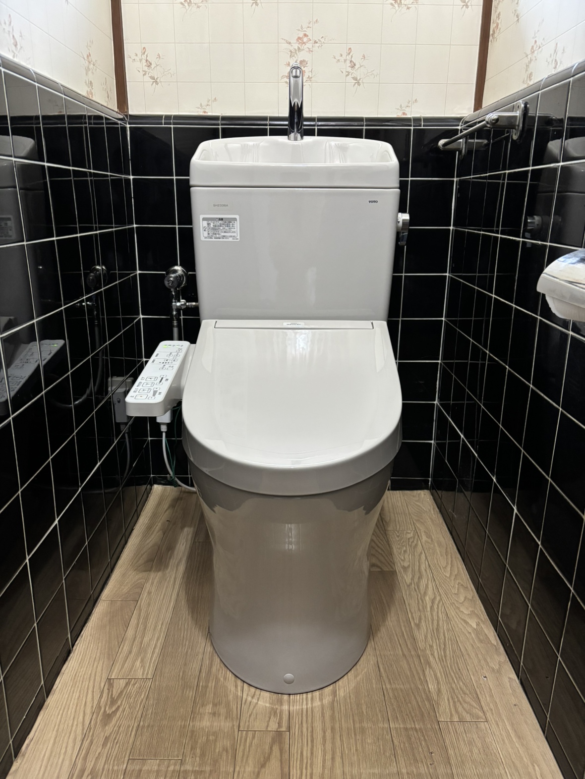 日高市原宿　トイレリフォーム　14万7千円（工事費込・税込）