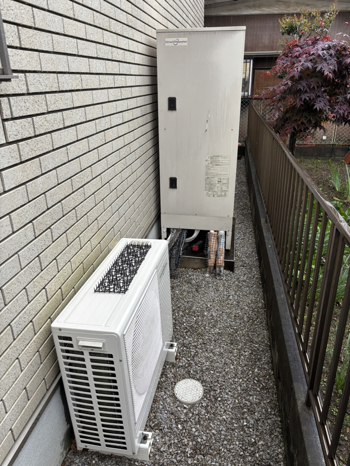 日高市高萩　エコキュート交換　55万5千円（工事費込・税込）