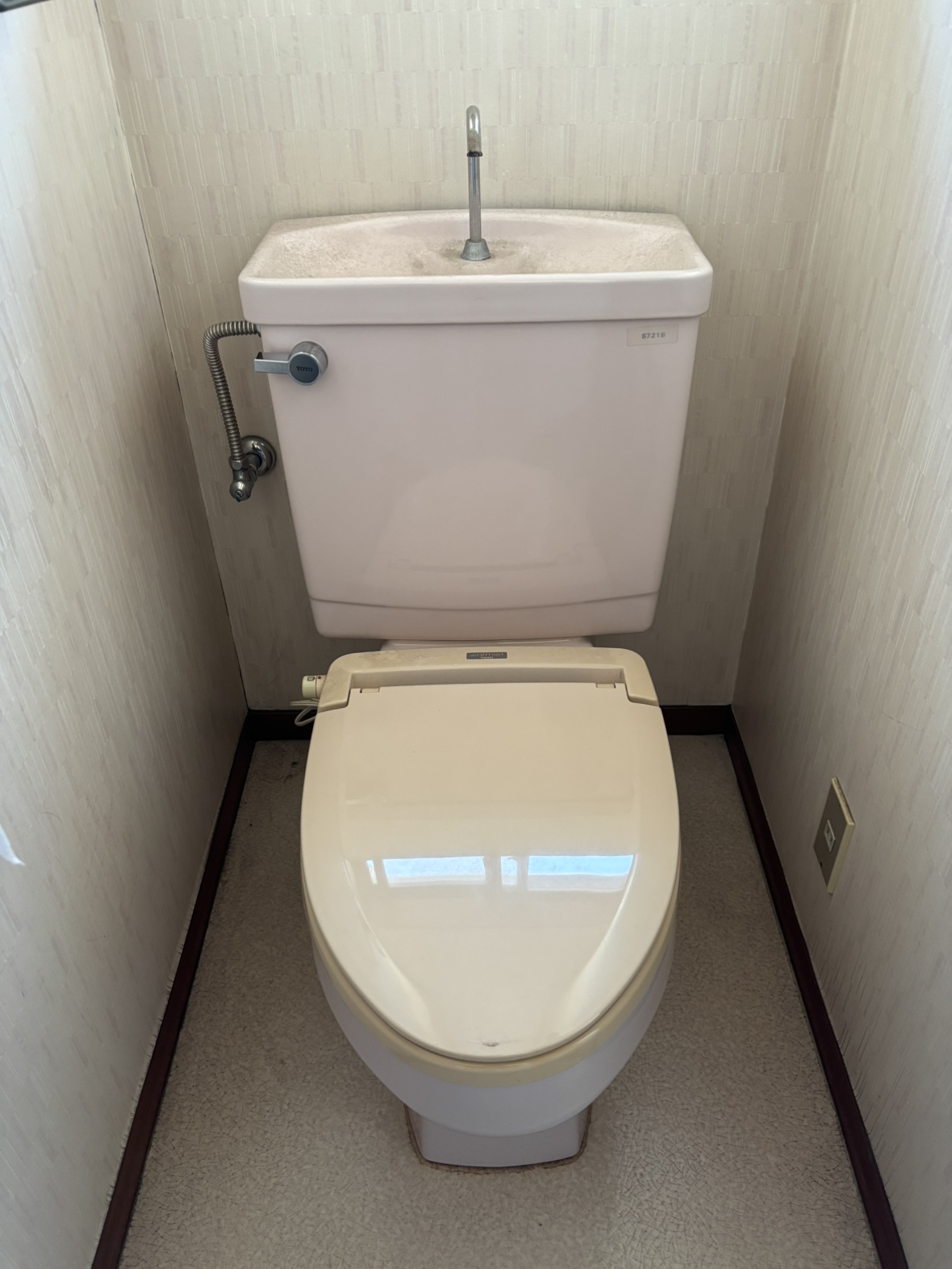 日高市高萩　トイレリフォーム　12万9千円（工事費込・税込）