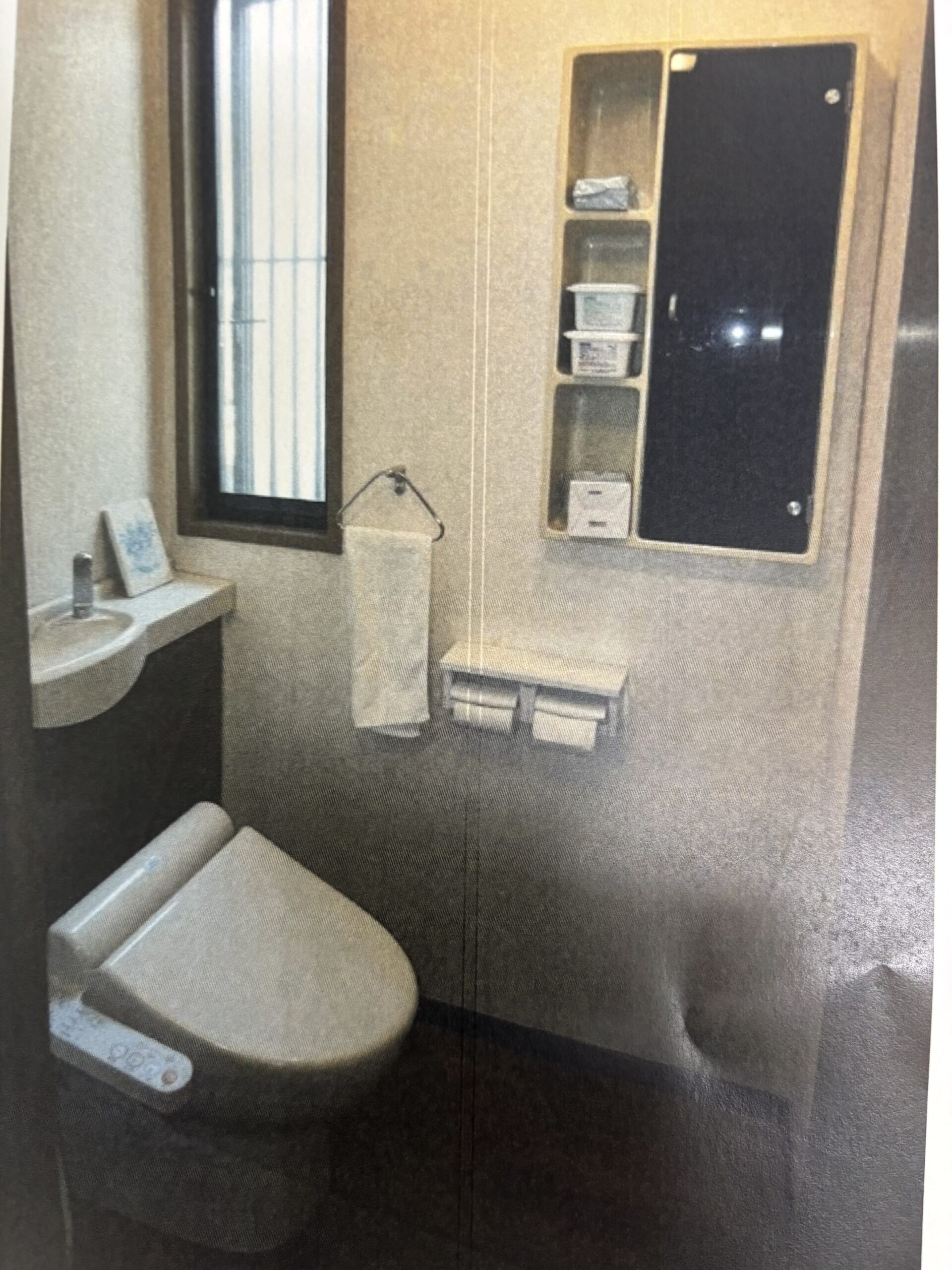 川越市笠幡　トイレリフォーム・内装工事　42万7千円（工事費込・税込）